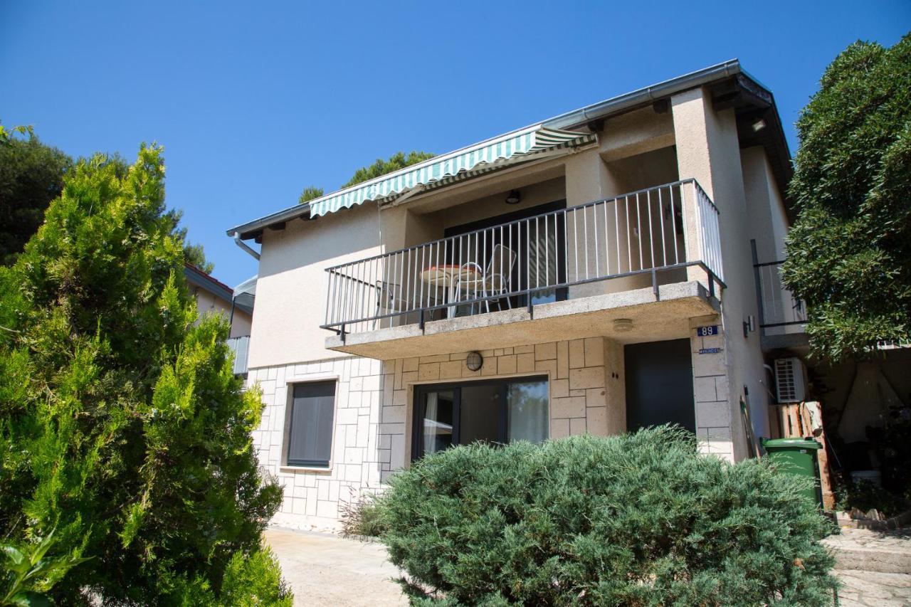 Apartmani Nena I Branko Premantura Exterior photo