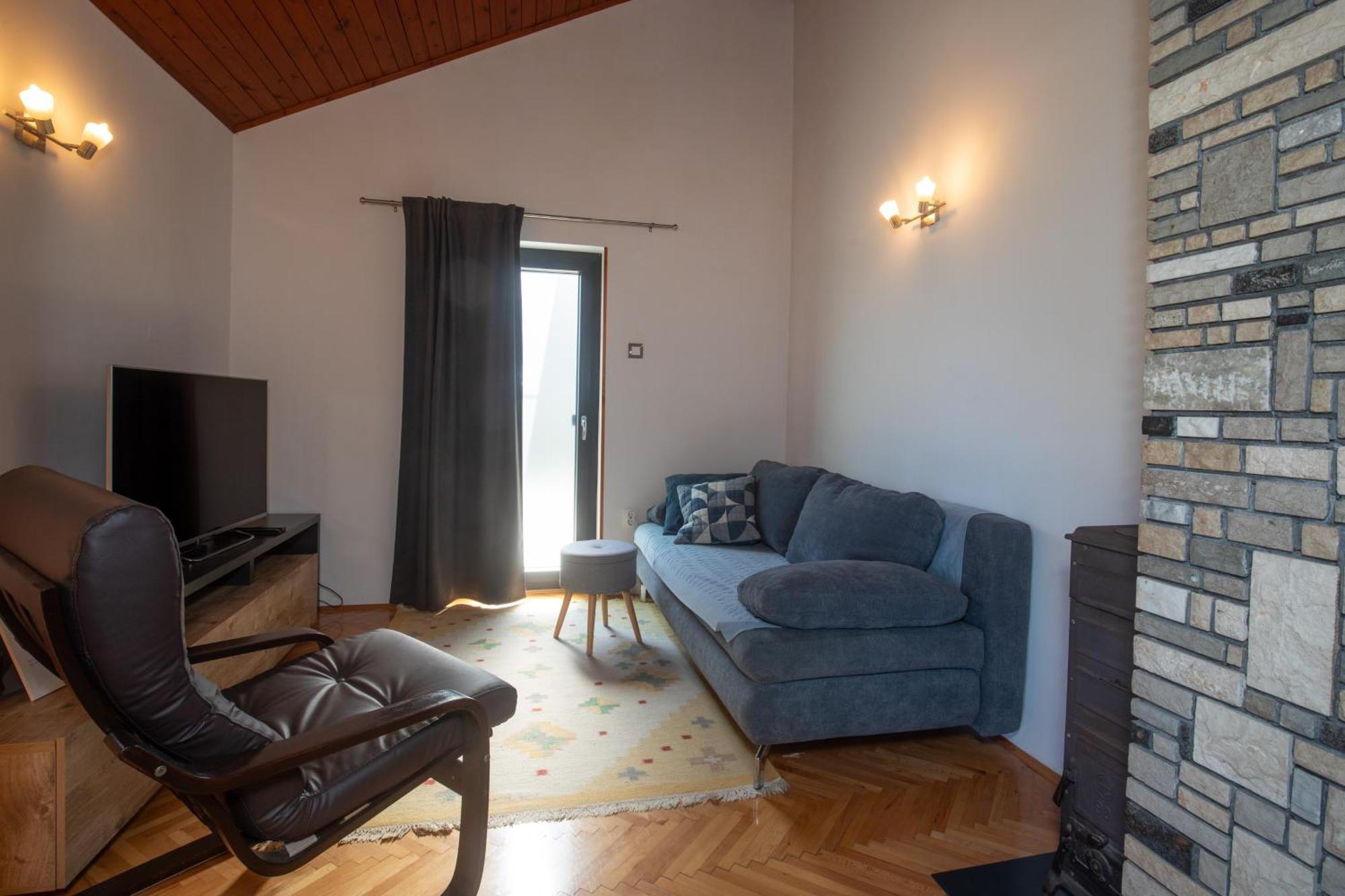 Apartmani Nena I Branko Premantura Exterior photo